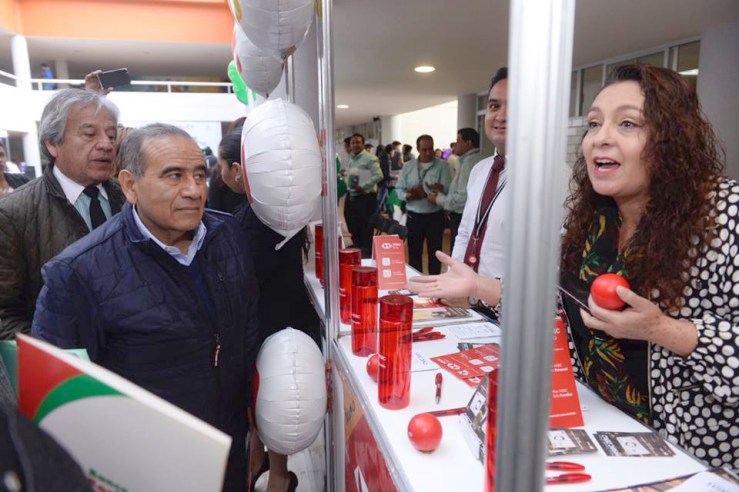 43565381_2110054715914417_8814297322696474624_n