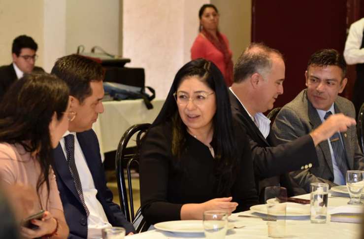 69257486_2552719898099607_218252757465825280_n